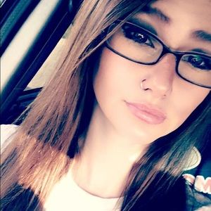 Meet your Posher, Breeanna